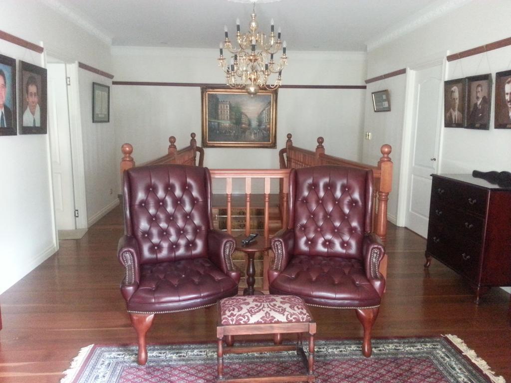 ホテル Grove Manor ブリスベン エクステリア 写真